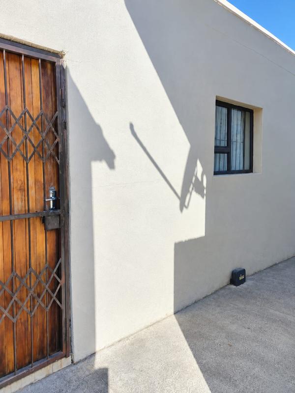 To Let Commercial Property for Rent in Mthata Eastern Cape